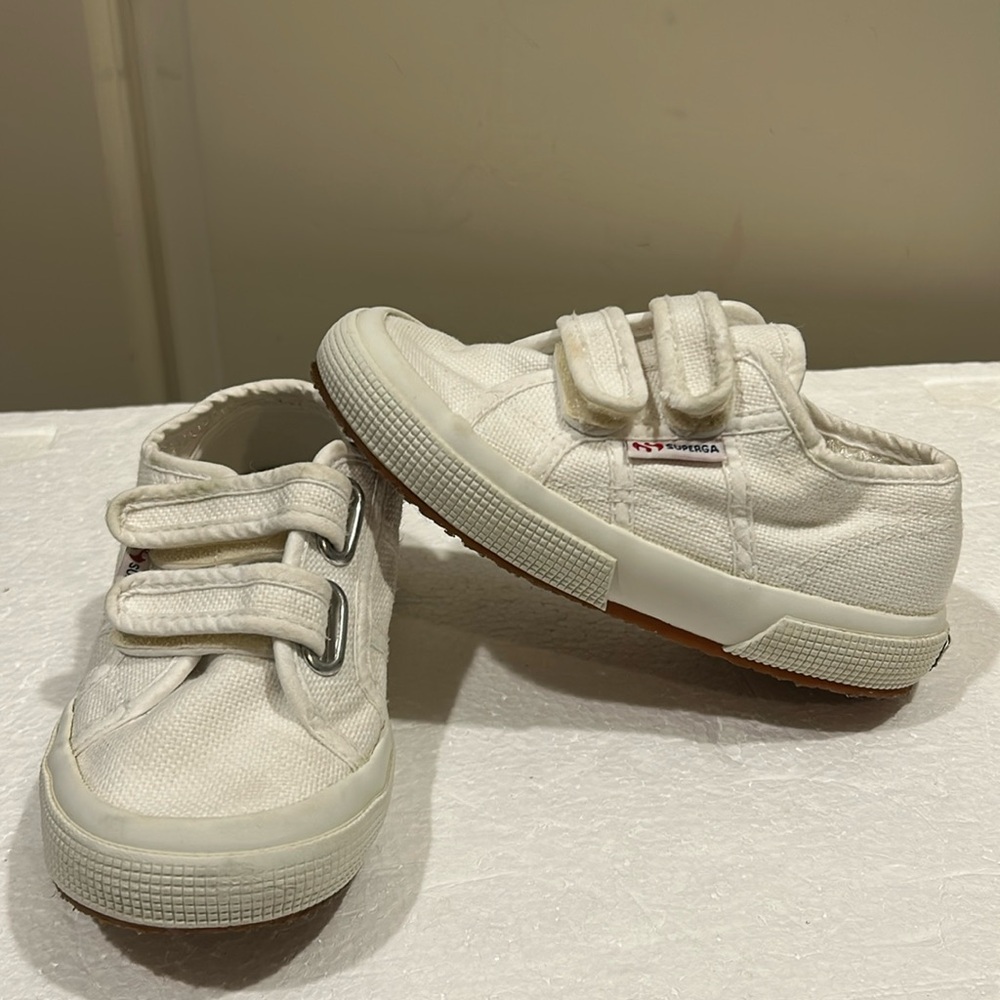 Superga kids unisex canvas hook & loop fastener Sneakers size 10.5 white